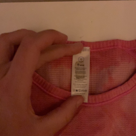 Iviva workout shirt - Picture 2 of 2